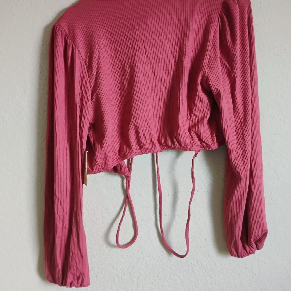 Pink Crop Top NWT - Picture 2 of 4